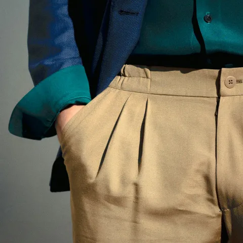 Pantalón sastrero tiro alto, en la tienda de ejemplo Casa Vidal