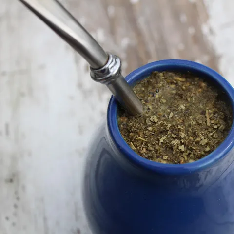 Yerba orgánica 1 kg, en la tienda de ejemplo Almacén Doña Rosa